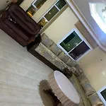 Mhr Apartments